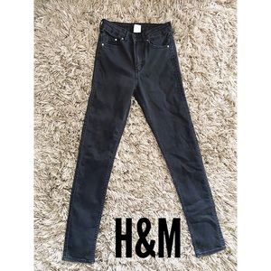 H&M High waisted Jeans
